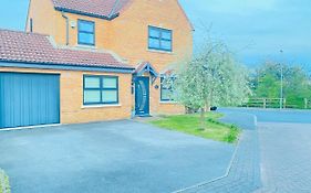 Calvary Hill - 4 Bed Holiday Home Large Garden, Bbq
